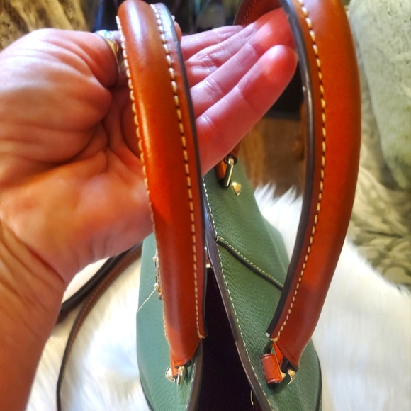 Gorgeous Dark Green Dooney & Bourke Pebble Mini Chelsea Shopper - Picture 11 of 14